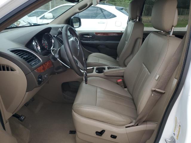 Photo 7 from auction – 2016 CHRYSLER TOWN & COU with VIN 2C4RC1CG7GR254804