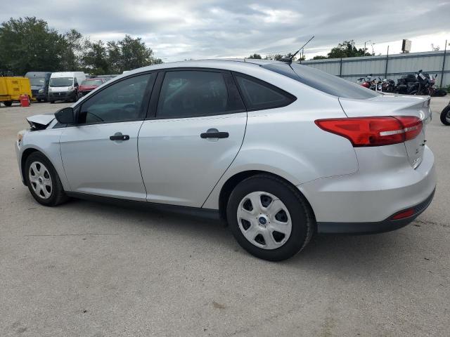 Photo 2 from auction – 2017 FORD FOCUS S with VIN 1FADP3E23HL251944