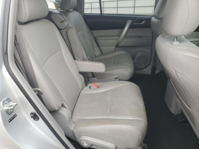 Photo 11 from auction – 2013 TOYOTA HIGHLANDER with VIN 5TDBK3EH9DS248706