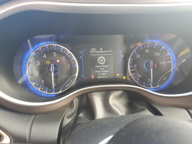 Photo 9 from auction – 2019 CHRYSLER PACIFICA T with VIN 2C4RC1BG0KR523462
