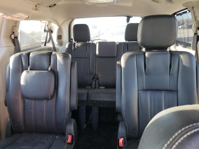 Photo 10 from auction – 2016 CHRYSLER TOWN & COU with VIN 2C4RC1BG1GR174691
