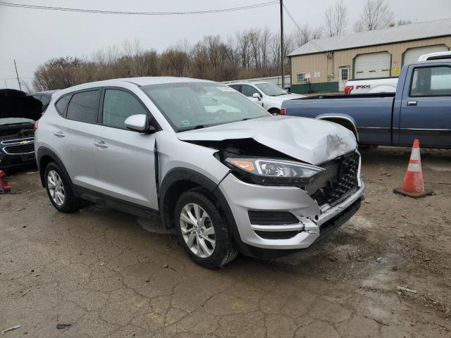 Photo 4 from auction – 2019 HYUNDAI TUCSON SE with VIN KM8J2CA49KU899109