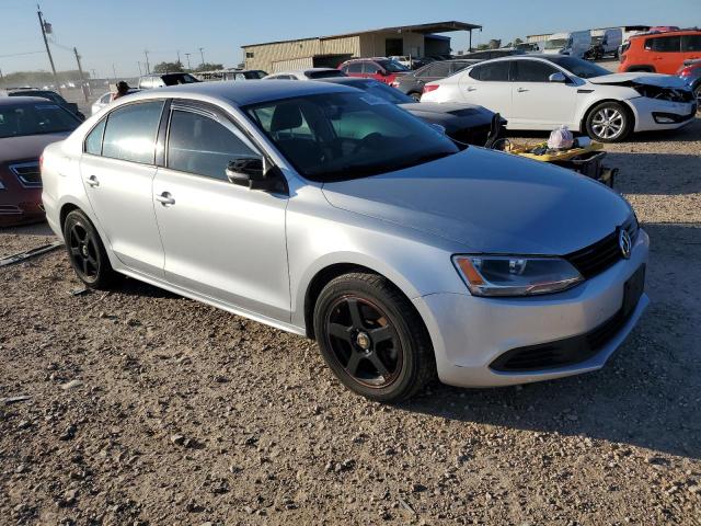 Photo 4 from auction – 2014 VOLKSWAGEN JETTA SE with VIN 3VWD07AJ2EM222865
