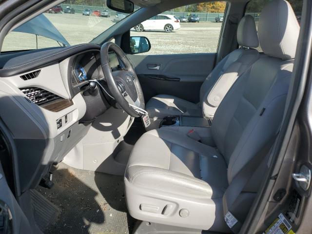 Photo 7 from auction – 2017 TOYOTA SIENNA XLE with VIN 5TDYZ3DC2HS885034
