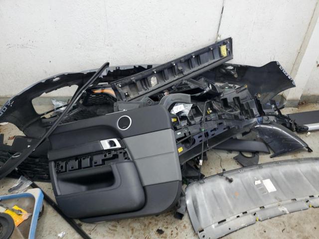 Photo 12 from auction – 2020 LAND ROVER RANGE ROVE with VIN SALWR2SU0LA892432