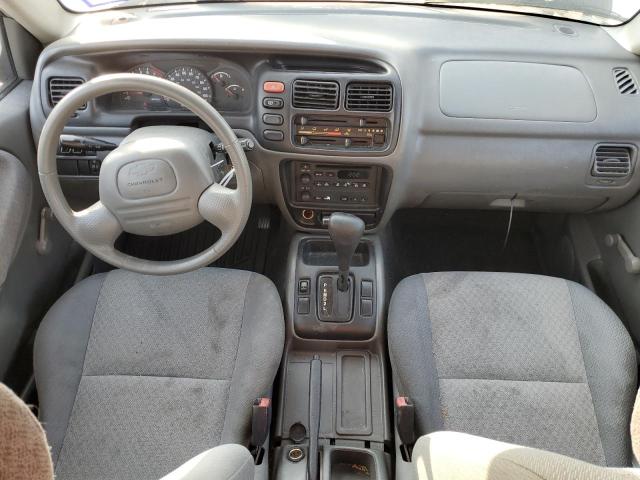 Photo 8 from auction – 2000 CHEVROLET TRACKER with VIN 2CNBE13C4Y6920783