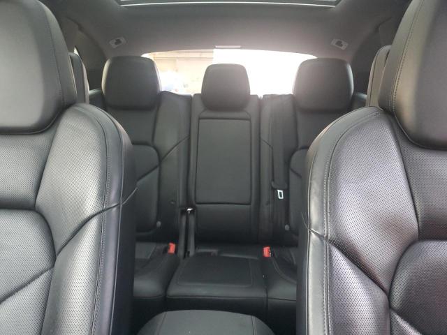 Photo 10 from auction – 2012 PORSCHE CAYENNE with VIN WP1AA2A26CLA11633