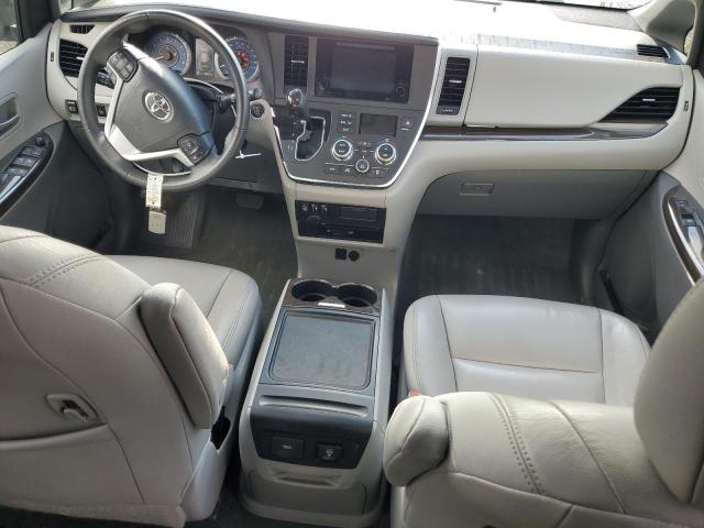 Photo 8 from auction – 2017 TOYOTA SIENNA XLE with VIN 5TDDZ3DC1HS187979