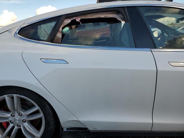 Photo 10 from auction – 2015 TESLA MODEL S with VIN 5YJSA1E40FF110998