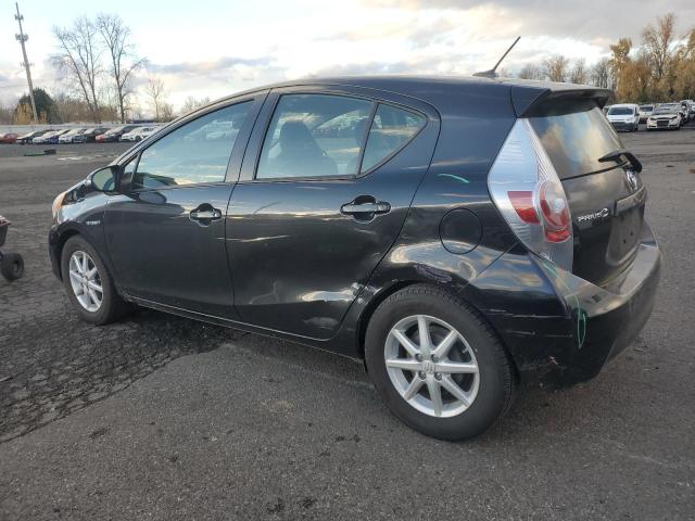 Photo 2 from auction – 2013 TOYOTA PRIUS C with VIN JTDKDTB30D1053769