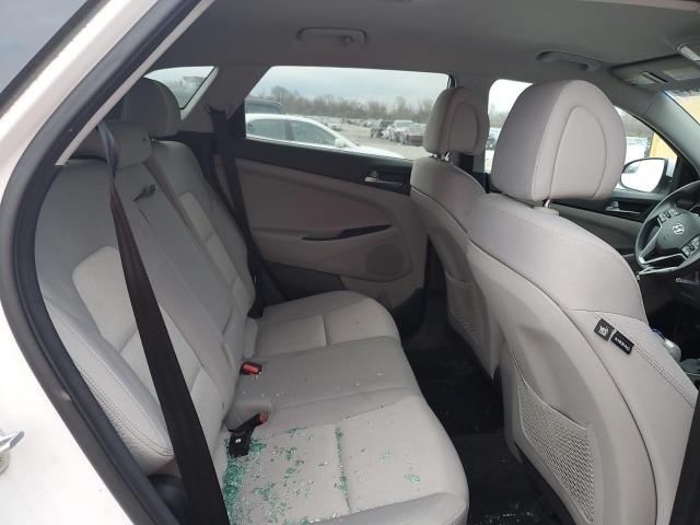 Photo 10 from auction – 2017 HYUNDAI TUCSON LIM with VIN KM8J33A45HU303466