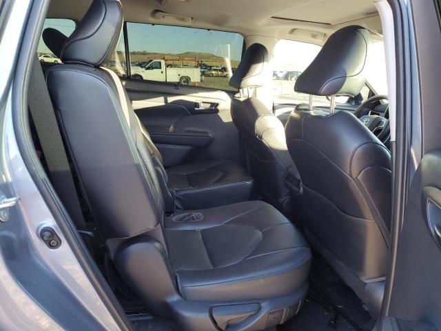 Photo 11 from auction – 2022 TOYOTA HIGHLANDER with VIN 5TDGZRBH1NS177074