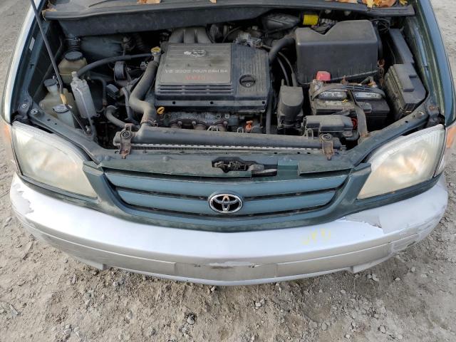 Photo 12 from auction – 2002 TOYOTA SIENNA CE with VIN 4T3ZF19C92U442847