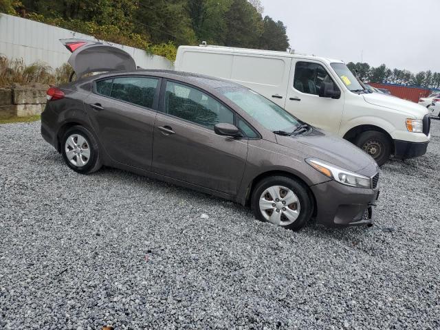 Photo 4 from auction – 2017 KIA FORTE LX with VIN 3KPFK4A77HE131372