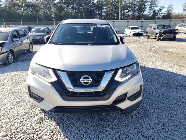 Photo 5 from auction – 2017 NISSAN ROGUE S with VIN KNMAT2MT8HP552862