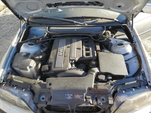 Photo 11 from auction – 2003 BMW 325 I with VIN WBAAZ33423PH30708
