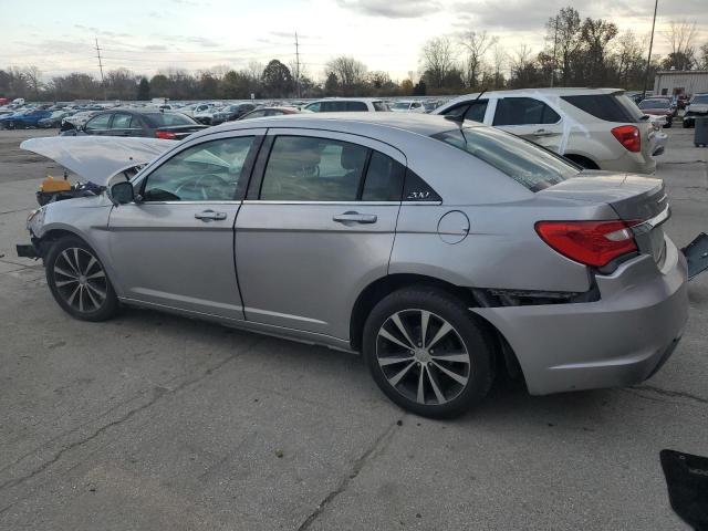 Photo 2 from auction – 2014 CHRYSLER 200 TOURIN with VIN 1C3CCBBB7EN176704