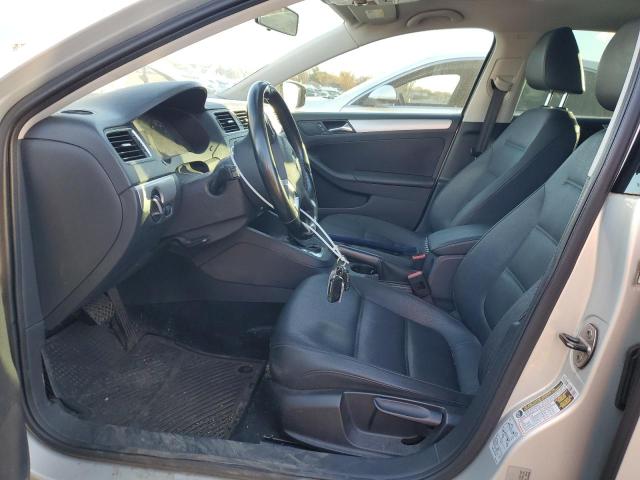 Photo 7 from auction – 2011 VOLKSWAGEN JETTA SEL with VIN 3VWLZ7AJ3BM371007