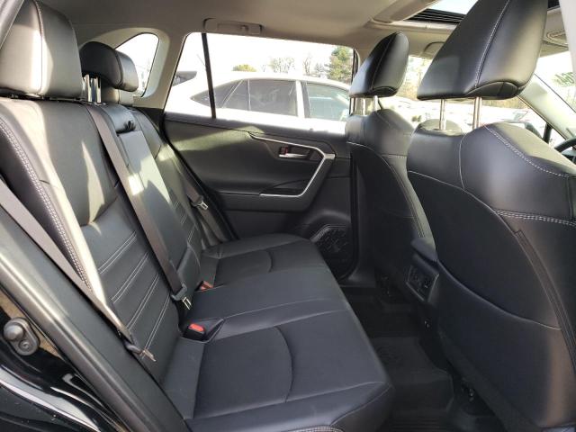 Photo 11 from auction – 2020 TOYOTA RAV4 LIMIT with VIN JTMDWRFV0LD059229