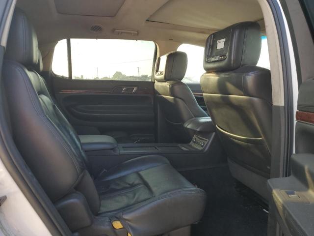 Photo 11 from auction – 2010 LINCOLN MKT with VIN 2LMHJ5FR8ABJ24794