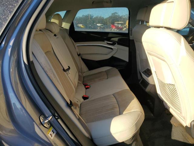 Photo 11 from auction – 2019 AUDI E-TRON PRE with VIN WA1LAAGE8KB012593