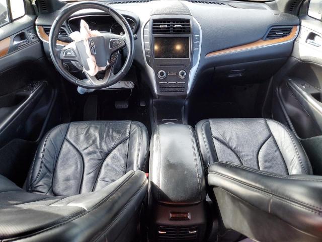 Photo 8 from auction – 2017 LINCOLN MKC RESERV with VIN 5LMCJ3D91HUL11602