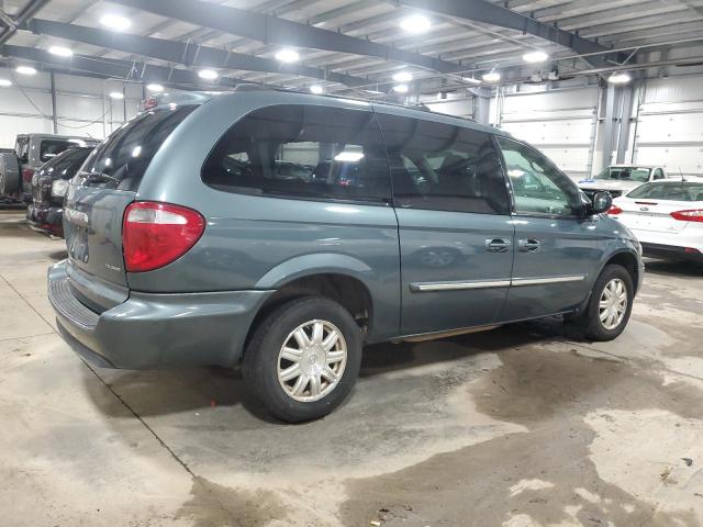 Photo 3 from auction – 2005 CHRYSLER TOWN & COU with VIN 2C4GP54L95R291574