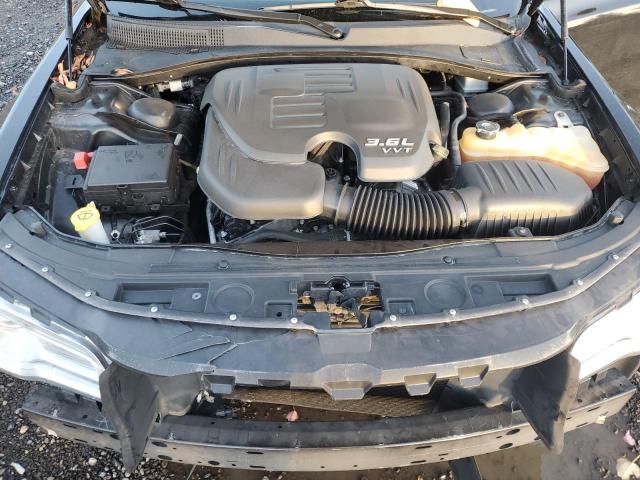 Photo 11 from auction – 2017 CHRYSLER 300 LIMITE with VIN 2C3CCAAG7HH668329