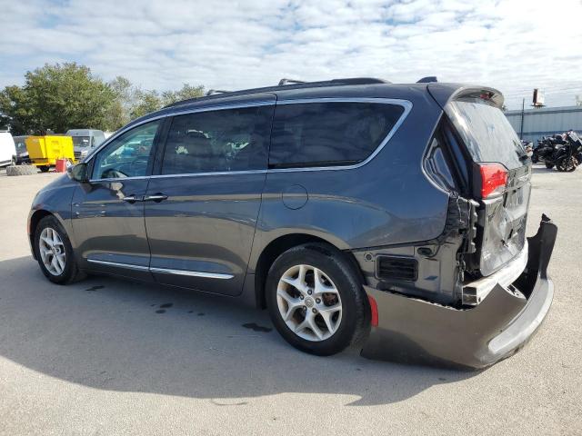 Photo 2 from auction – 2017 CHRYSLER PACIFICA T with VIN 2C4RC1BG9HR820688