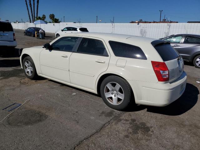 Photo 2 from auction – 2005 DODGE MAGNUM SXT with VIN 2D4FV48V05H153020