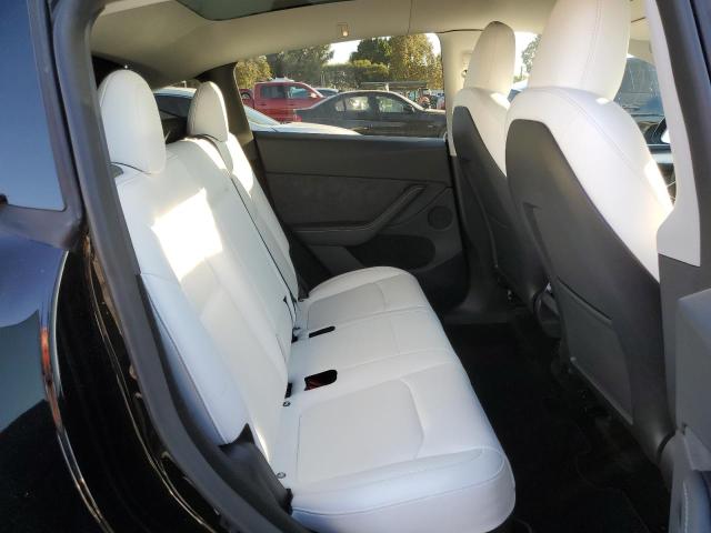 Photo 11 from auction – 2024 TESLA MODEL Y with VIN 7SAYGDEE2RA234827