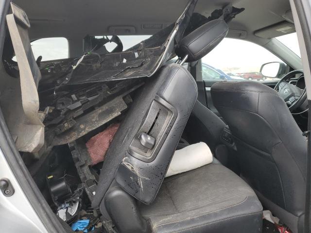 Photo 10 from auction – 2018 TOYOTA HIGHLANDER with VIN 5TDBZRFH0JS805964