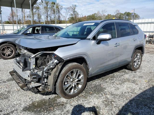 TOYOTA RAV4 XLE P 2022 with VIN 2T3C1RFVXNC182330 - Photo from auction