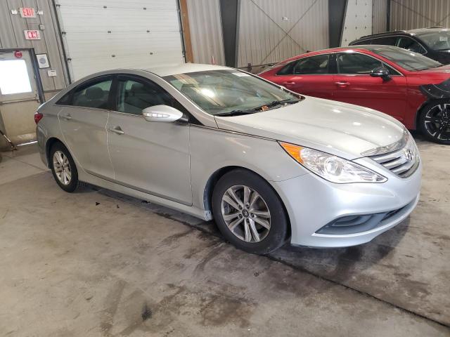 Photo 4 from auction – 2014 HYUNDAI SONATA GLS with VIN 5NPEB4AC6EH816804
