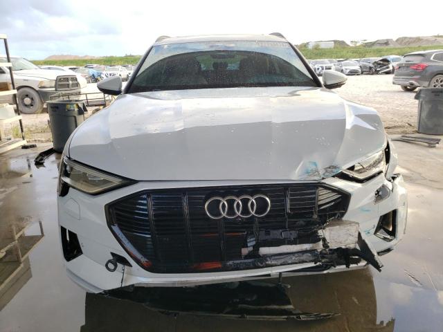 صورة رقم 5 من المزاد - 2021 AUDI E-TRON PRE مع VIN WA1LAAGE4MB041172