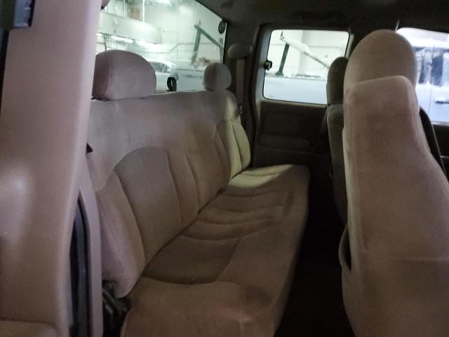 Photo 10 from auction – 2002 CHEVROLET SILVERADO with VIN 2GCEK19T321229444