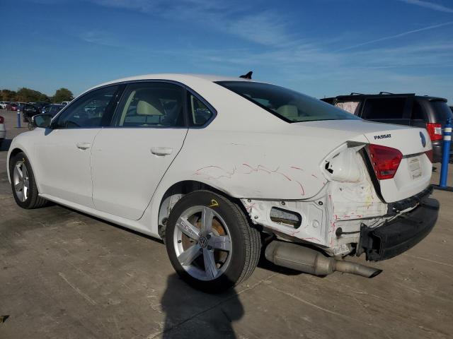 Photo 2 from auction – 2015 VOLKSWAGEN PASSAT S with VIN 1VWAS7A33FC079491