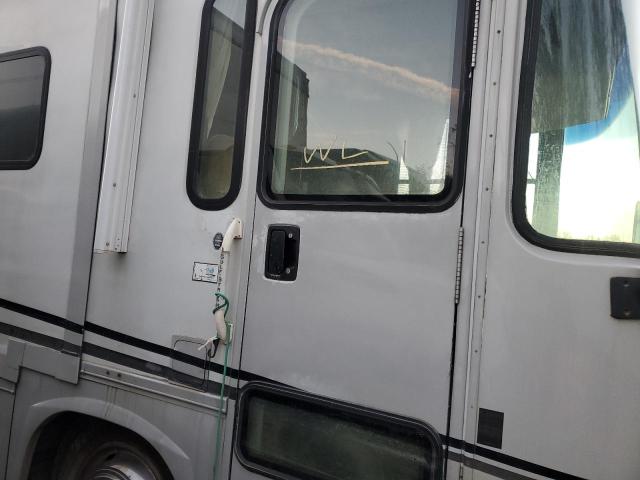 Photo 10 from auction – 2004 FREIGHTLINER CHASSIS X with VIN 4UZAAHAK04CM86454