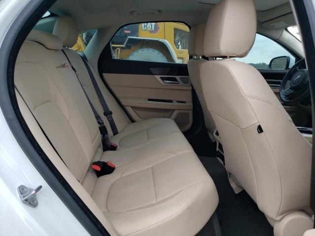 Photo 10 from auction – 2017 JAGUAR XF PREMIUM with VIN SAJBD4BV1HCY31046