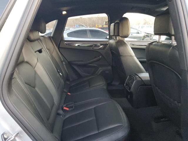 Photo 11 from auction – 2018 PORSCHE MACAN with VIN WP1AA2A55JLB11990