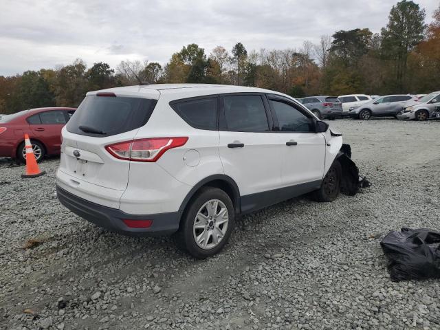 Photo 3 from auction – 2014 FORD ESCAPE S with VIN 1FMCU0F79EUB38962