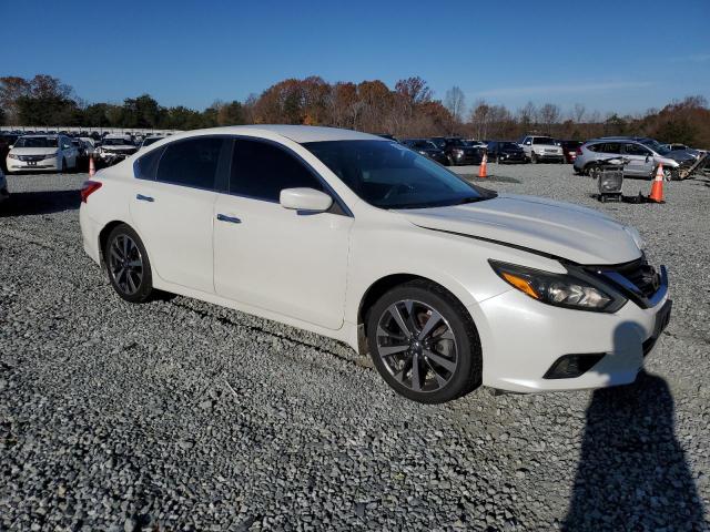Photo 4 from auction – 2016 NISSAN ALTIMA 2.5 with VIN 1N4AL3AP7GC253971