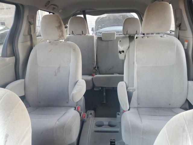 Photo 10 from auction – 2016 TOYOTA SIENNA LE with VIN 5TDKK3DC3GS698121