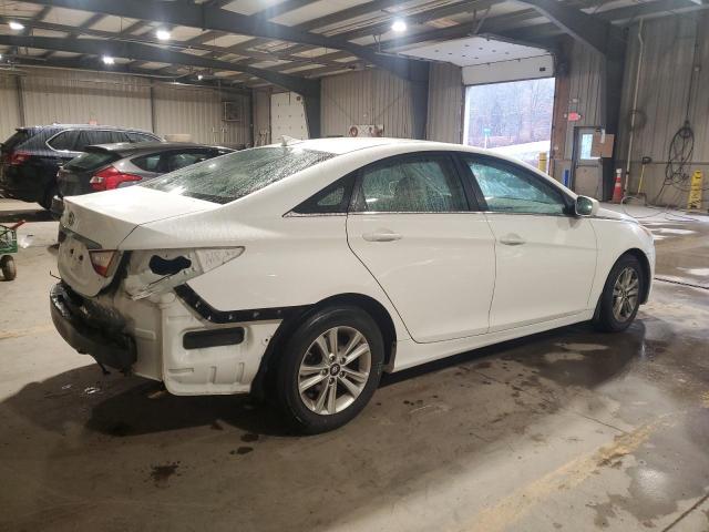 Photo 3 from auction – 2013 HYUNDAI SONATA GLS with VIN 5NPEB4AC8DH800683