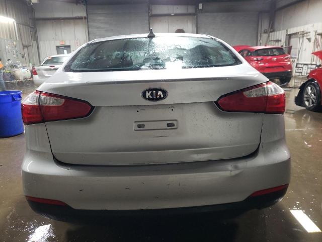 Photo 6 from auction – 2016 KIA FORTE LX with VIN KNAFK4A6XG5499964
