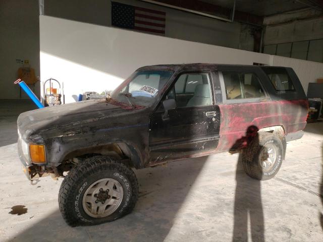 TOYOTA 4RUNNER RN 1986 with VIN JT4RN62D4G0035551 - Photo from auction