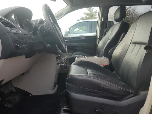 Photo 7 from auction – 2013 CHRYSLER TOWN & COU with VIN 2C4RC1BG5DR802506