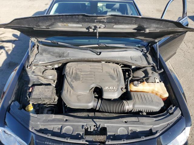 Photo 11 from auction – 2015 CHRYSLER 300 LIMITE with VIN 2C3CCAAG0FH807326