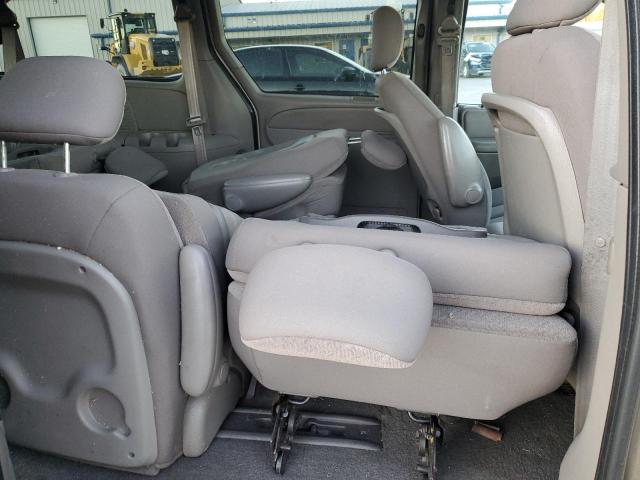 Photo 11 from auction – 2002 CHRYSLER TOWN & COU with VIN 2C4GP74L72R634339