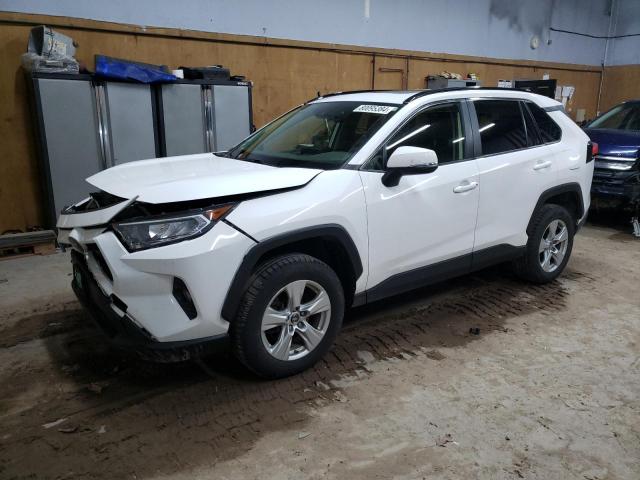 TOYOTA RAV4 XLE 2019 with VIN JTMP1RFV1KD506029 - Photo from auction